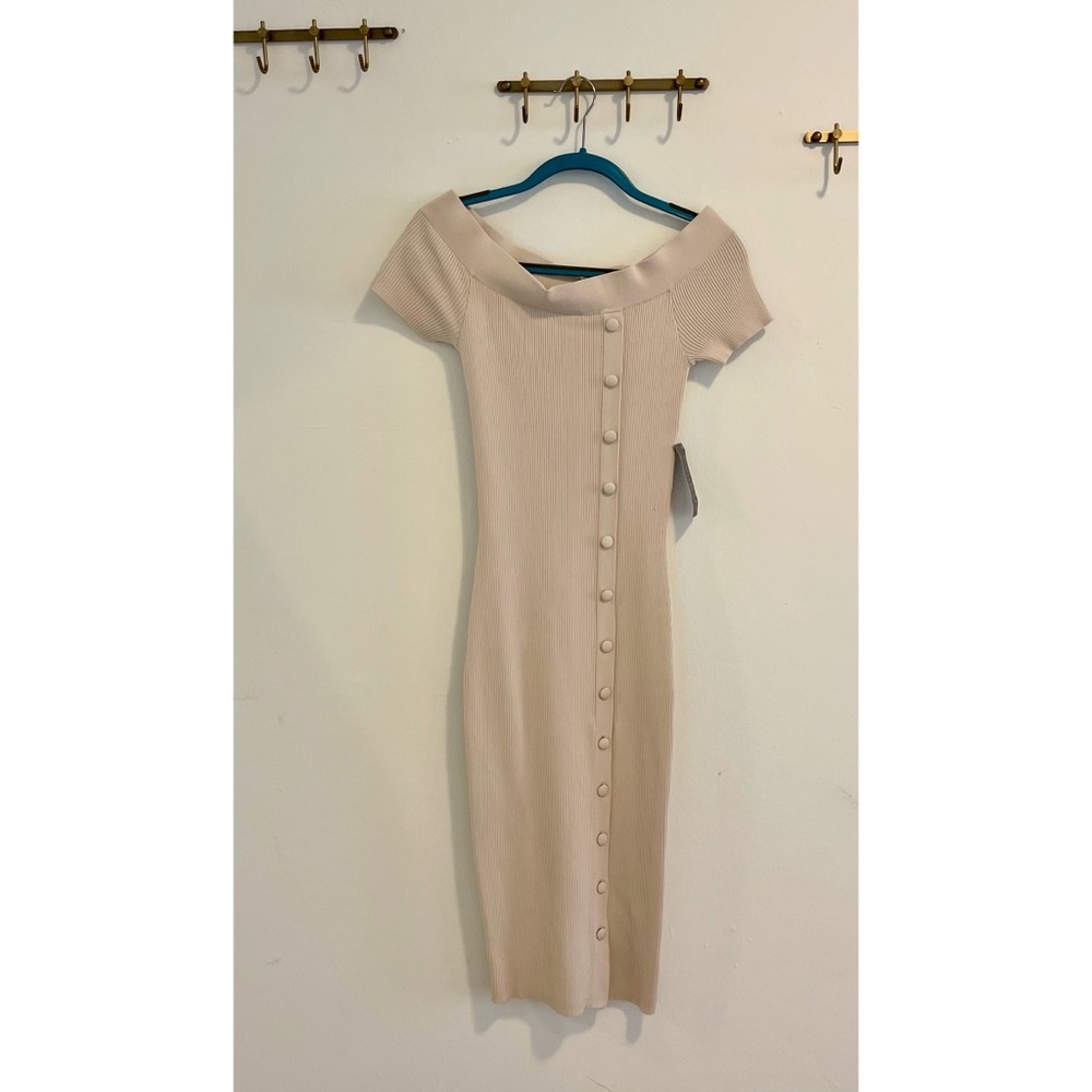 Off the shoulder sexy fitted midi dress